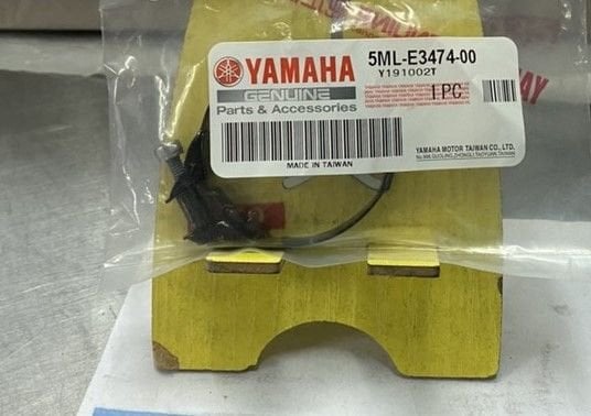 YAMAHA CYGNUS 125cc ORİJİNAL KARBÜRATÖR BAĞLANTI KELEPÇESİ 5ML-E3474-00