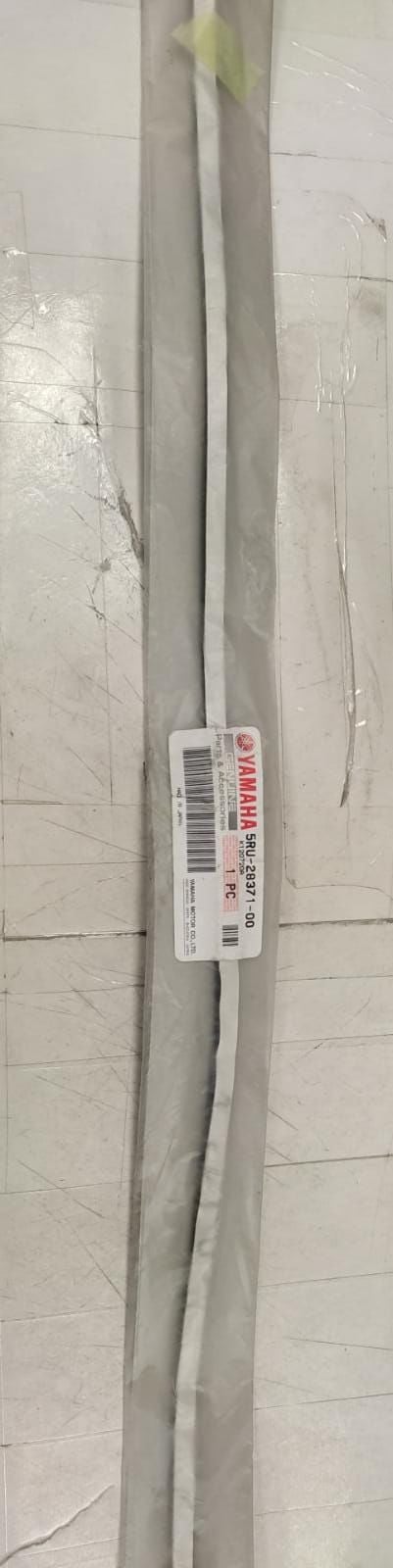 YAMAHA SCOOTER YP400 ORİJİNAL TORPİDO SOL KAPAK DAMPERİ 5RU-28371-00