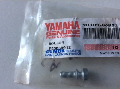 YAMAHA ZUMA II ORİJİNAL CİVATA 90109-06851