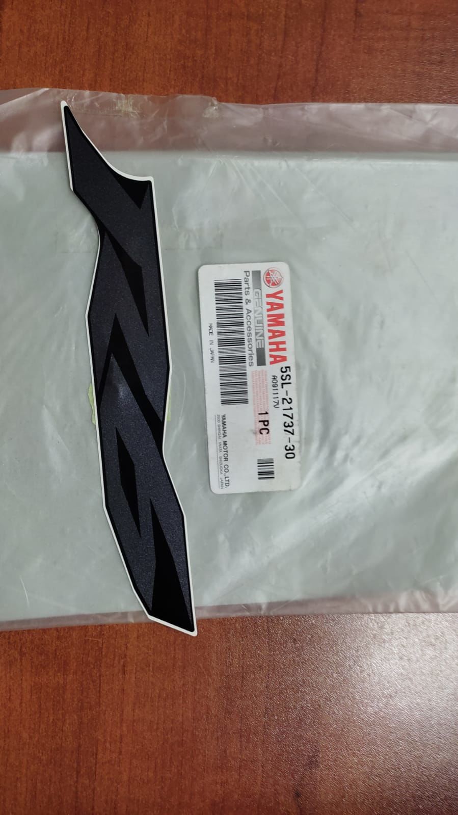 YAMAHA R6 ORİJİNAL KAPORTA STICKER 5SL-21737-30