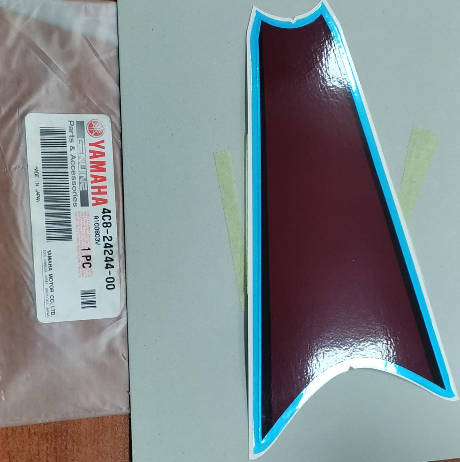 YAMAHA YZF R1 ORİJİNAL (2008-19) DEPO STICER 4C8-24244-00