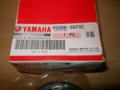 YAMAHA SR500 / TT500 / XT500 / XT600 ORİJİNAL SAĞ KRANK MİL YATAK RULMANI 93306-30702