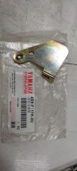 YAMAHA CYRPTON 110cc ORİJİNAL KOLTUK KİLİT DİLİ DEMİR 4S9-F117K-00